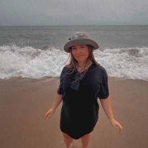 Meet your Posher, Angie